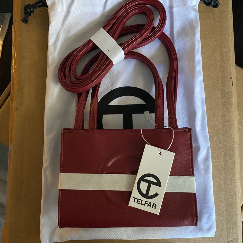 Telfar Mini color oxblood